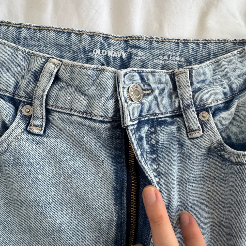 NWT Old Navy OG Loose High-Waisted Jeans Light Wash Size 10 Petite - Picture 8 of 8
